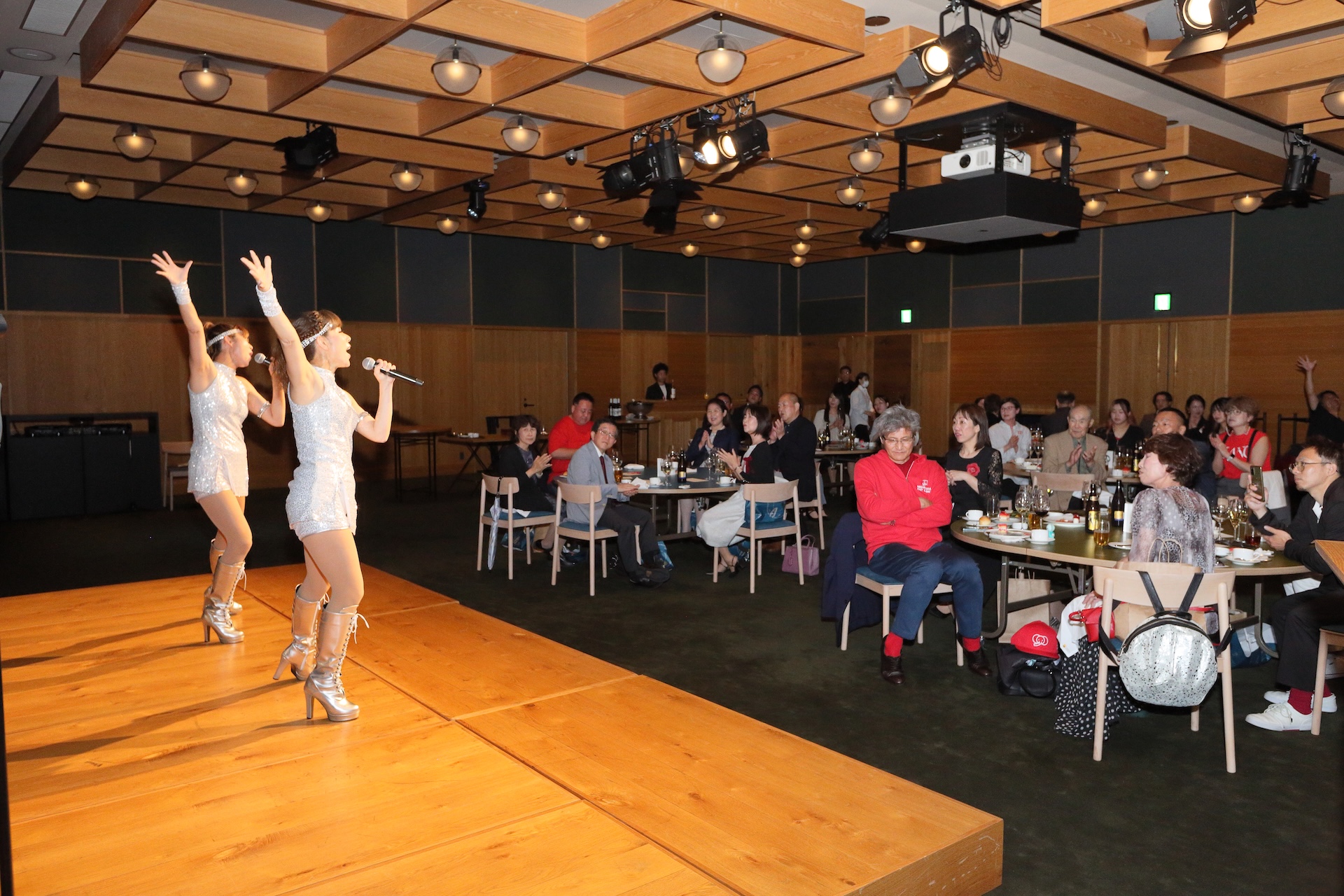 エンターテインメント